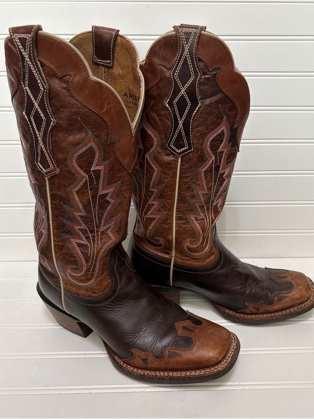 ARIAT Brown Two Tone Leather Cowboy Western Classic Boots Womens Size 7.5 B